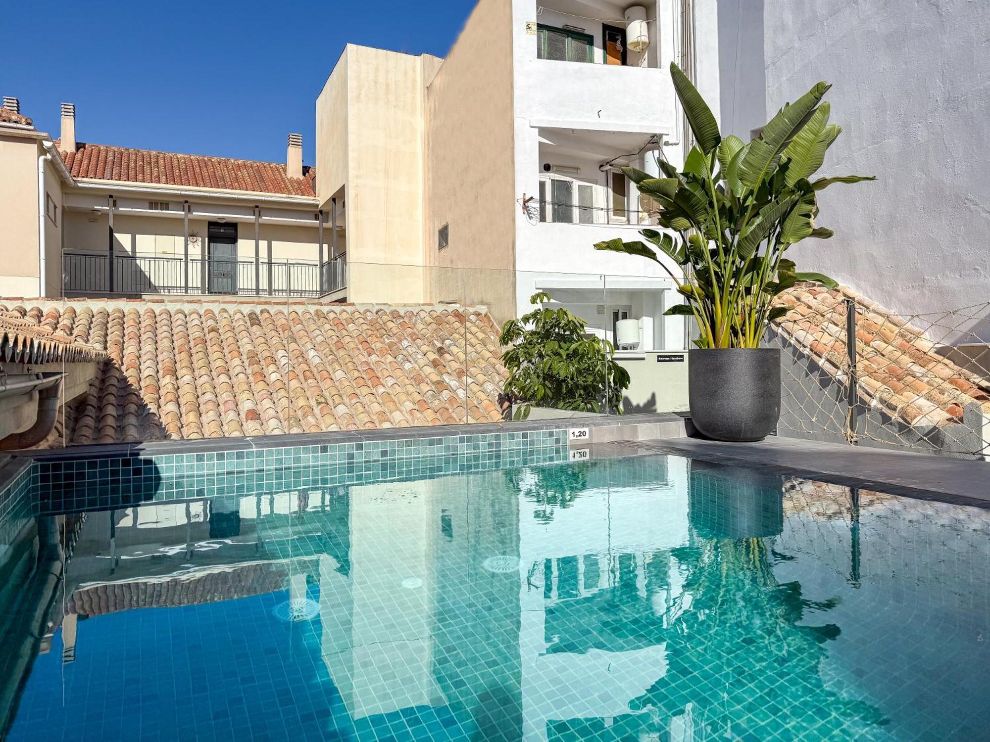 Coeo Hernan Ruiz Rooftop Pool Hostel Málaga Exteriör bild