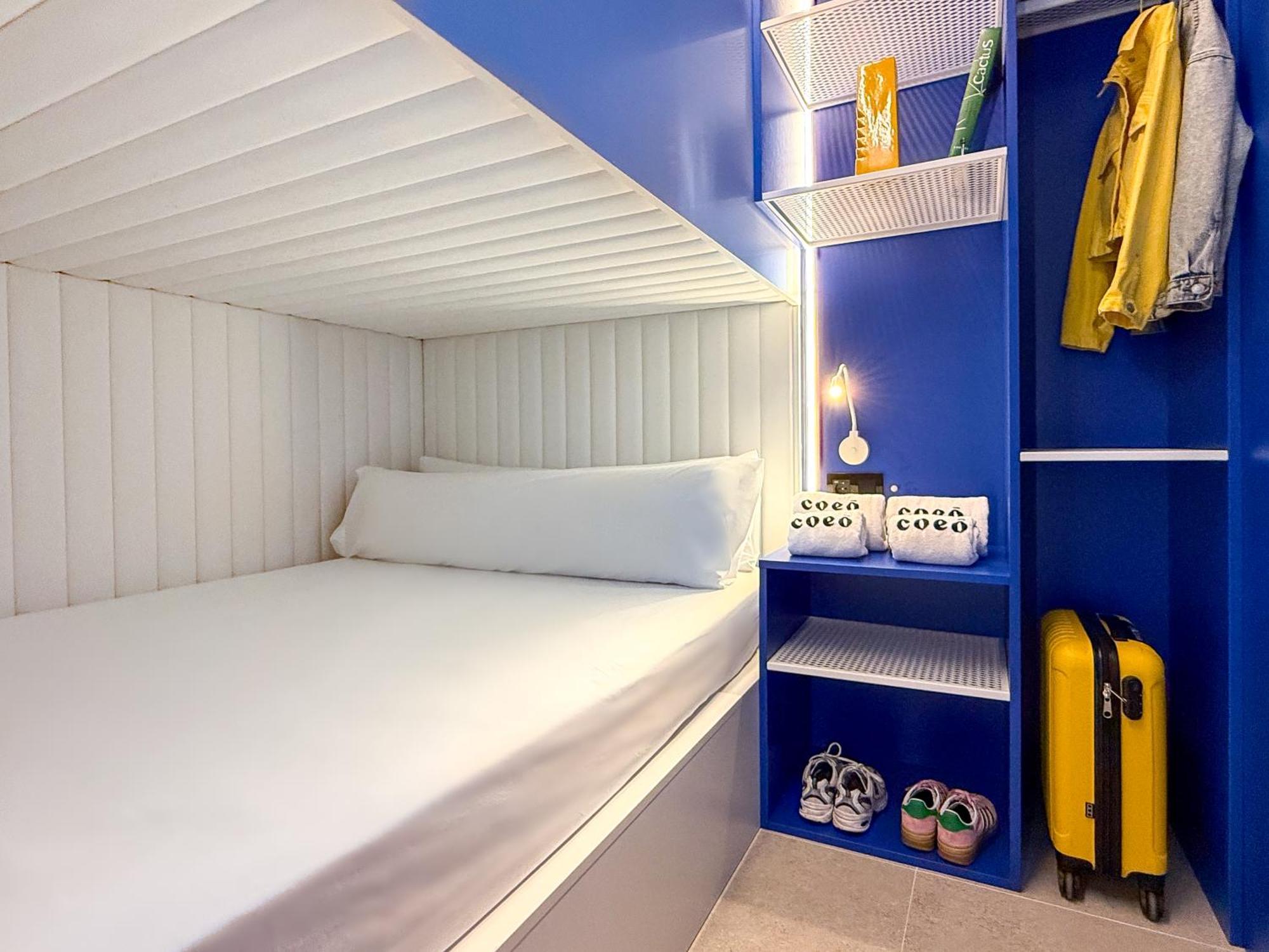 Coeo Hernan Ruiz Rooftop Pool Hostel Málaga Exteriör bild